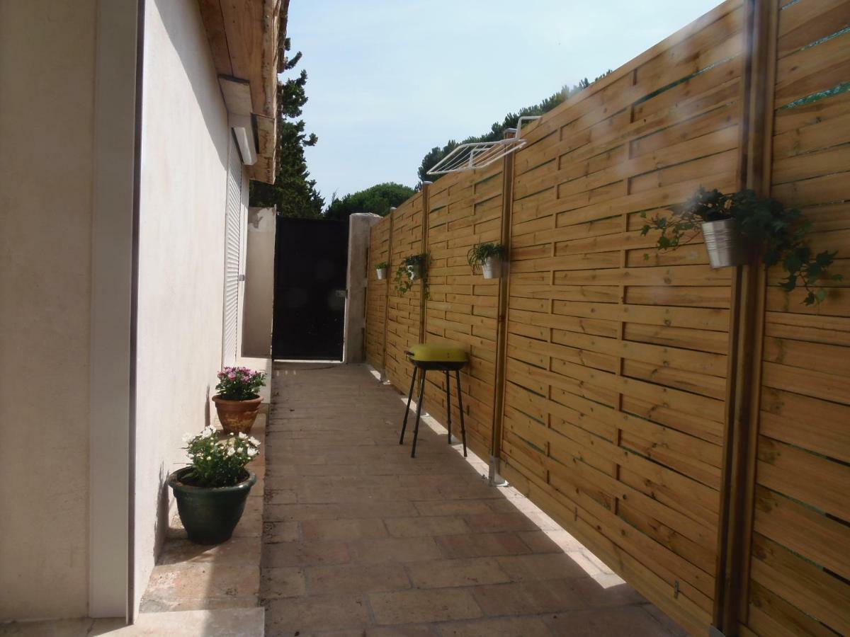 Apartamento Joli Mazet Entre Montpellier Et Nimes Aimargues Exterior foto